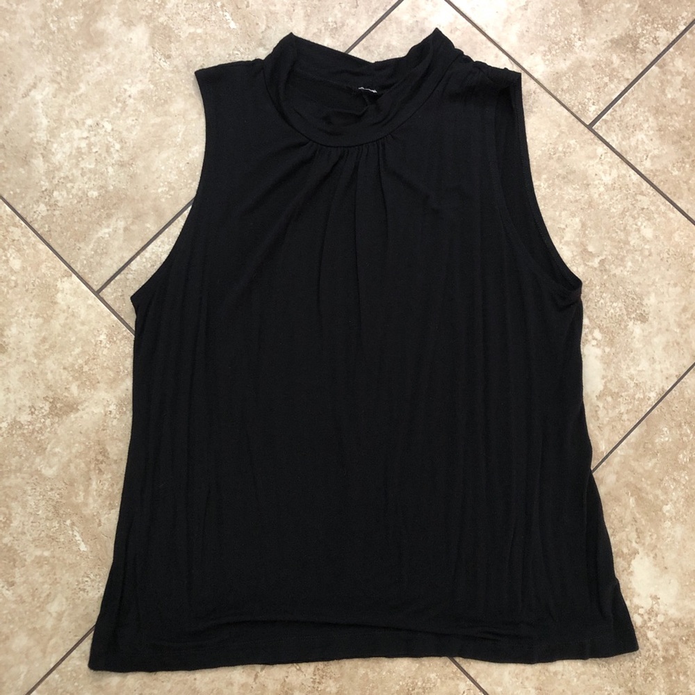 Chic Black Sleeveless Tank Top